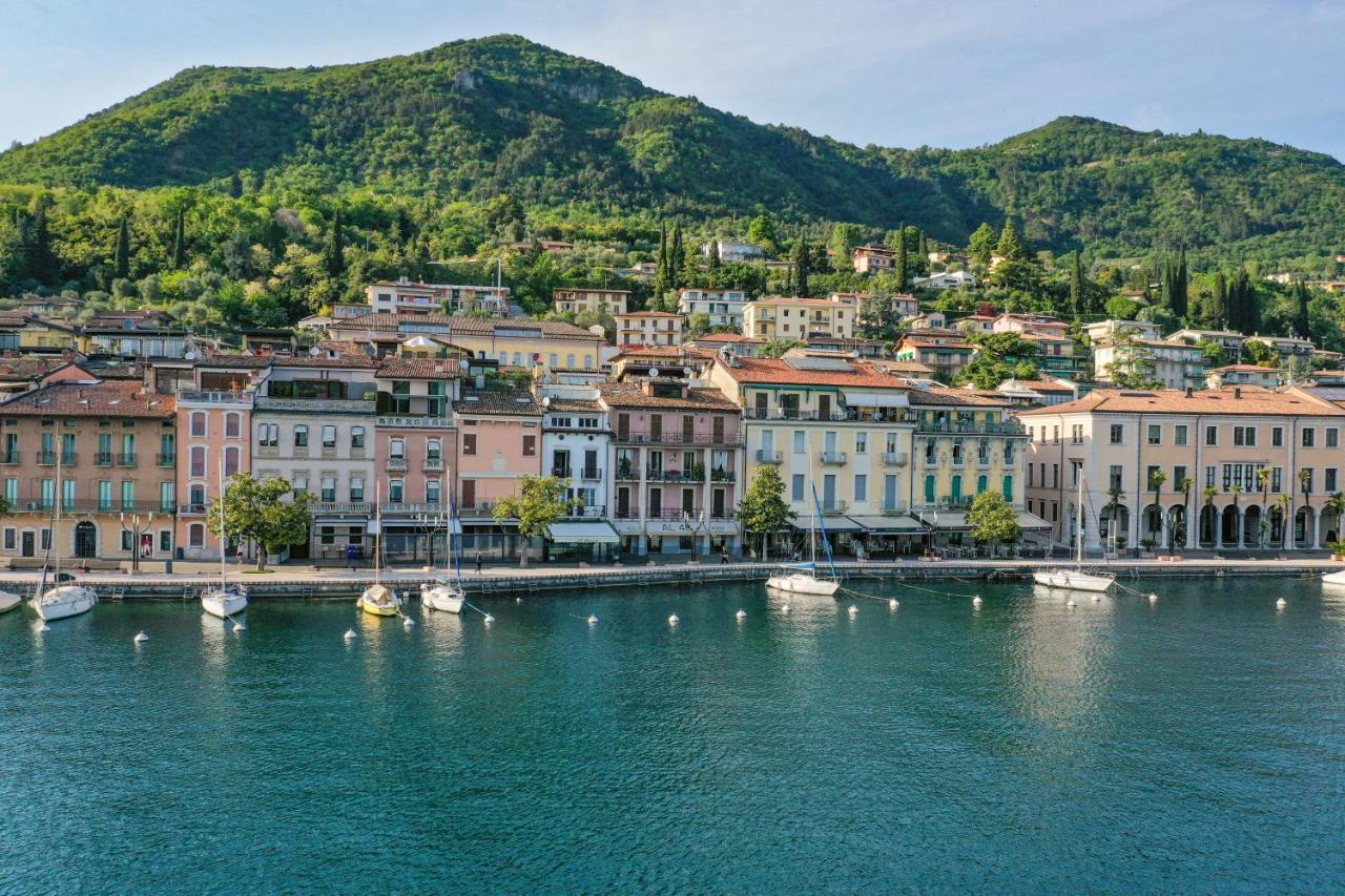 Апартаменти Bellavista - Garda Leisure Сало Екстер'єр фото