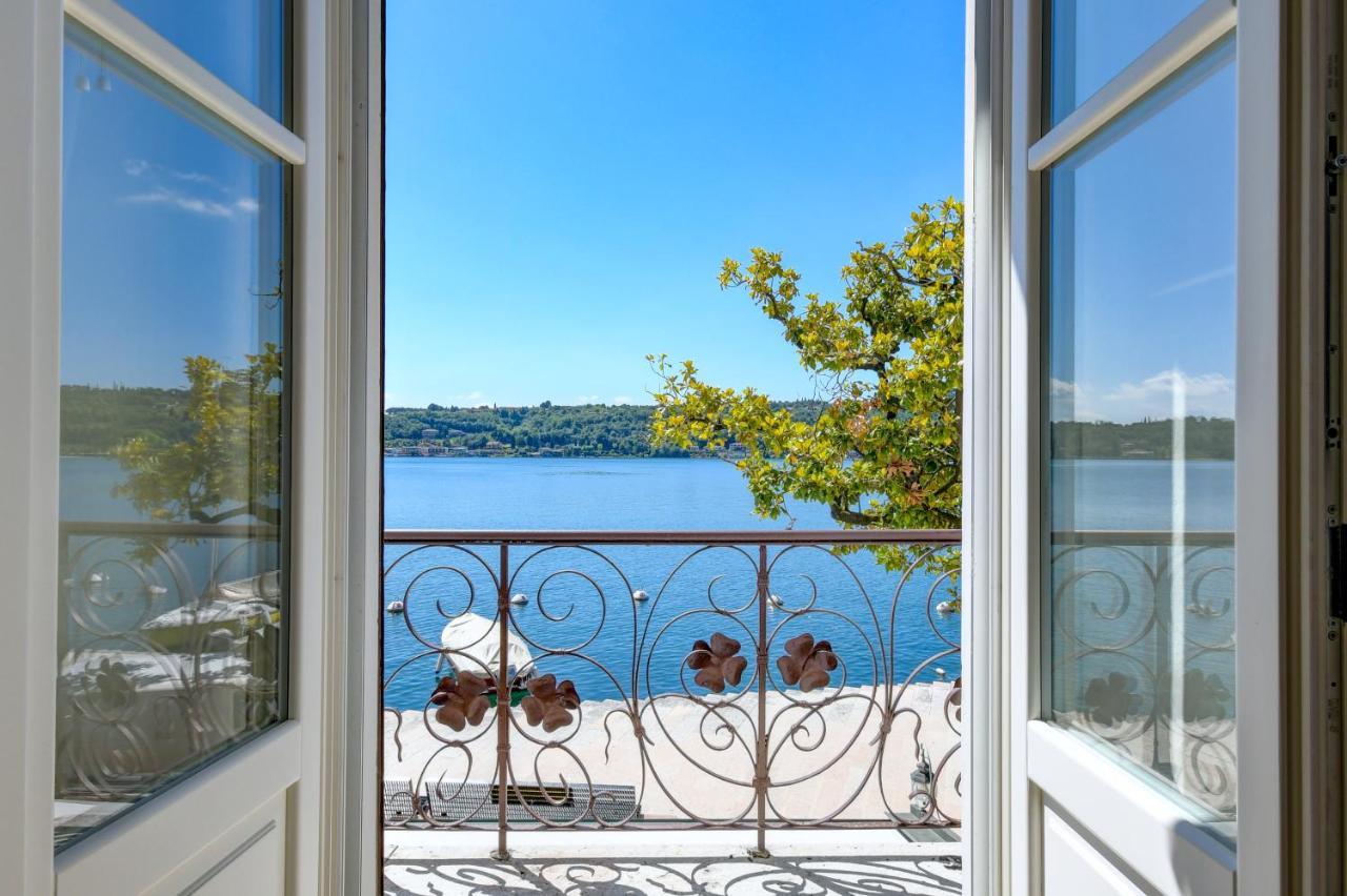Апартаменти Bellavista - Garda Leisure Сало Екстер'єр фото